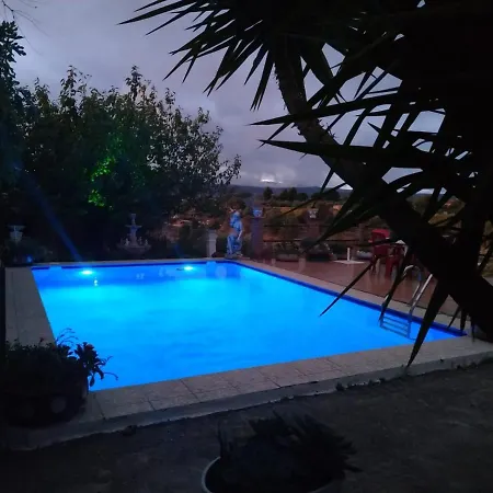 El Río Casa de Férias *